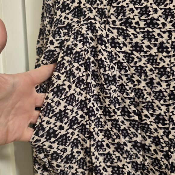 🌟7/25$ ZARA WOMAN  Bell Sleeve Open Back Romper - Picture 6 of 10